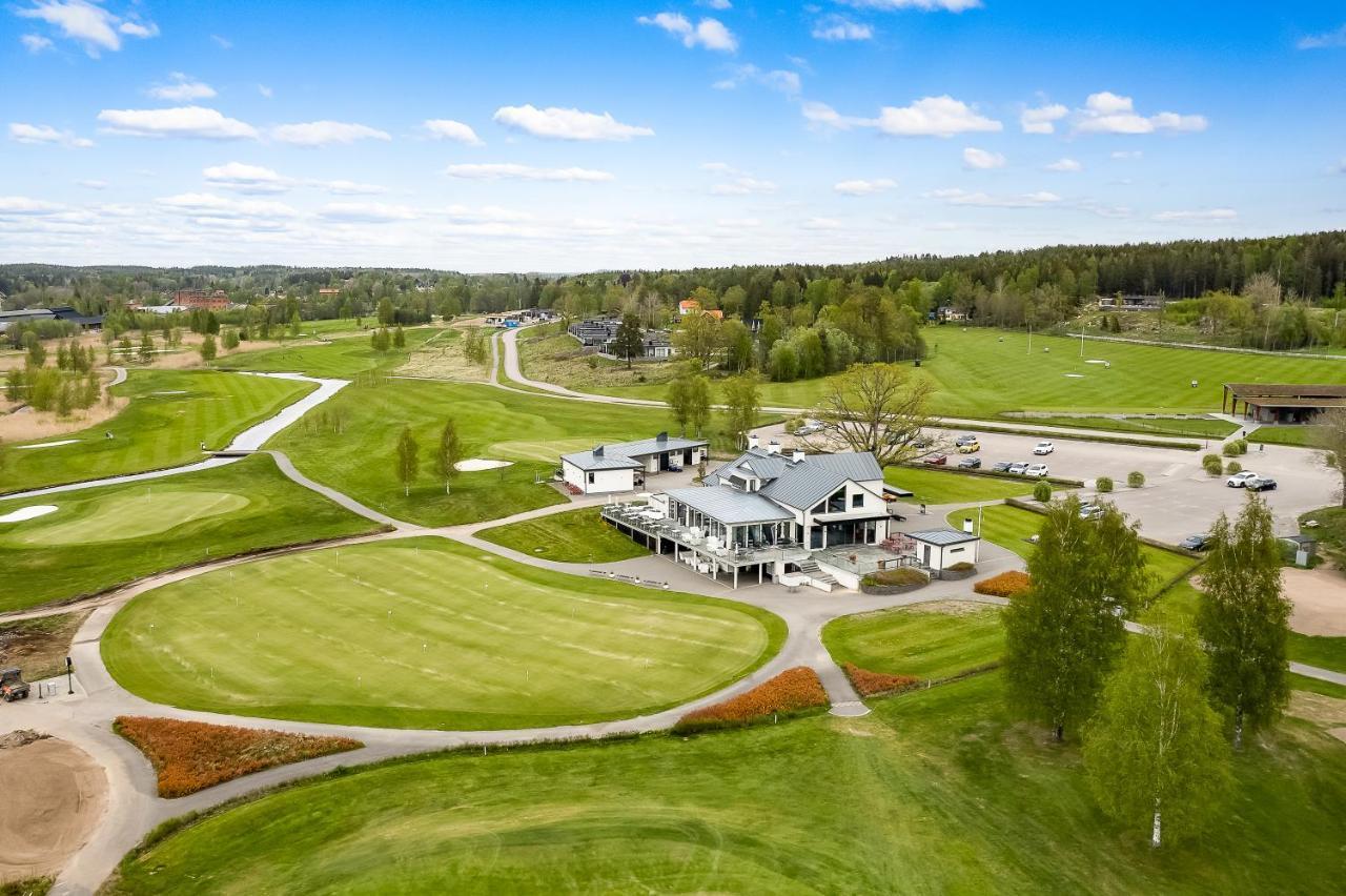 Charming Villa At Askersund Golf Resort Åmmeberg Eksteriør billede